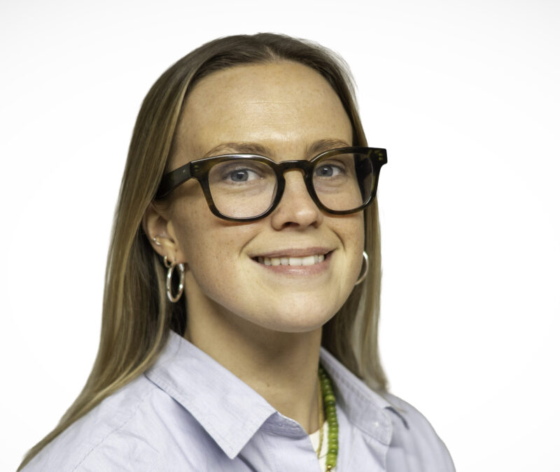 Annie Wakefield headshot